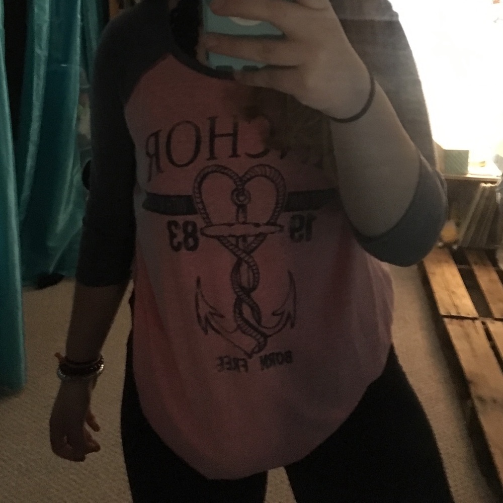 anchor tee